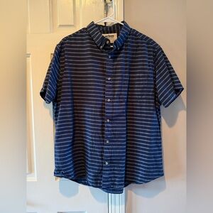 Urban Pipeline Men’s Navy Striped Button-Down Shirt